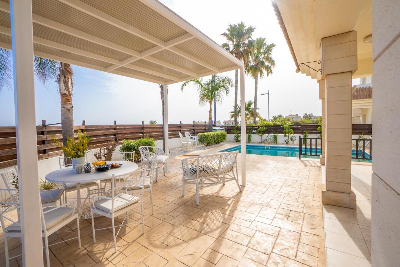 Villa Chill And Joy Paralimni Exteriör bild