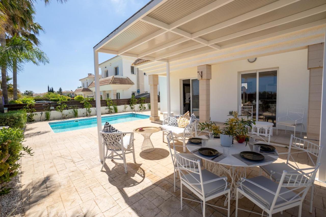 Villa Chill And Joy Paralimni Exteriör bild