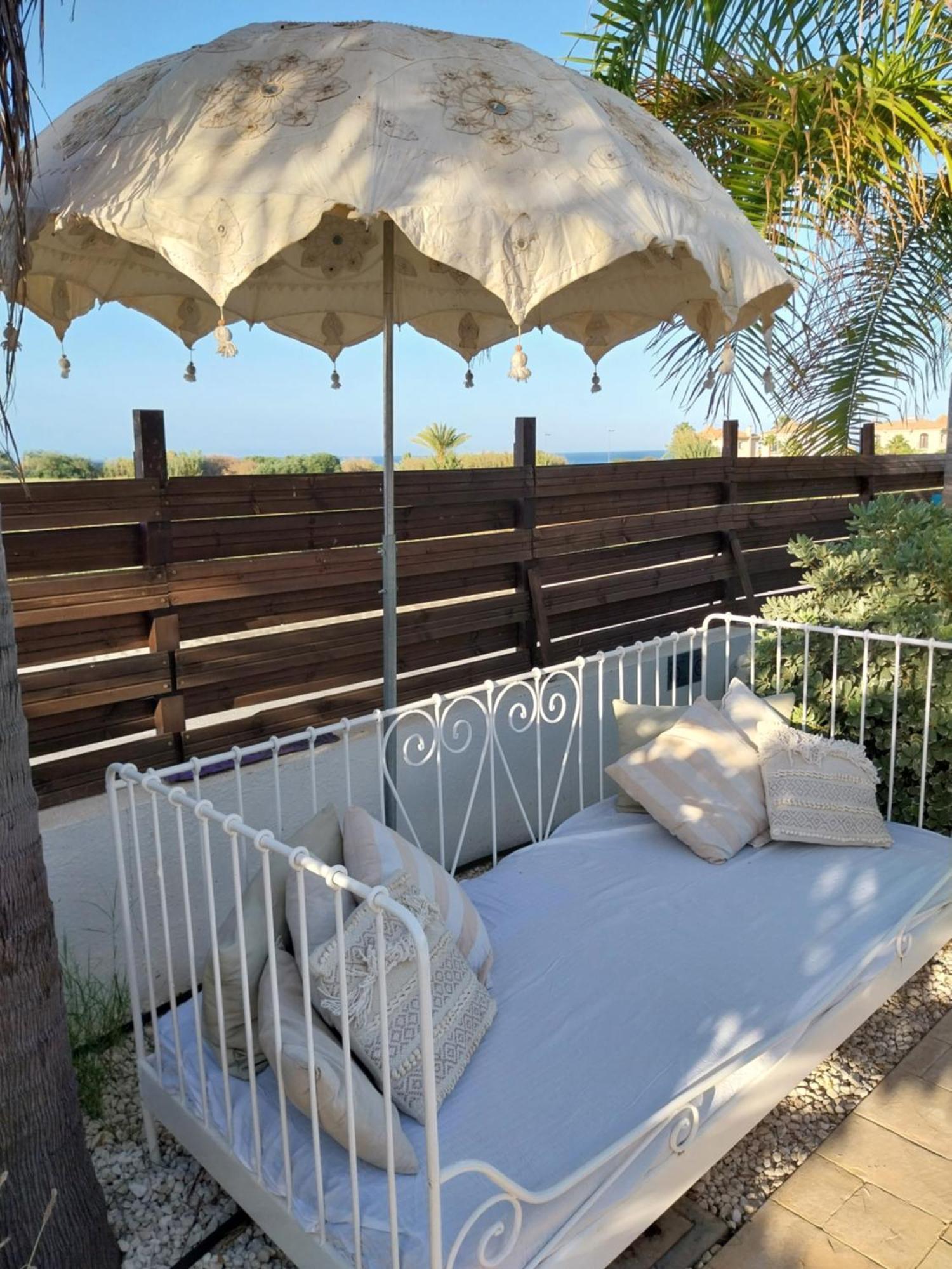 Villa Chill And Joy Paralimni Exteriör bild